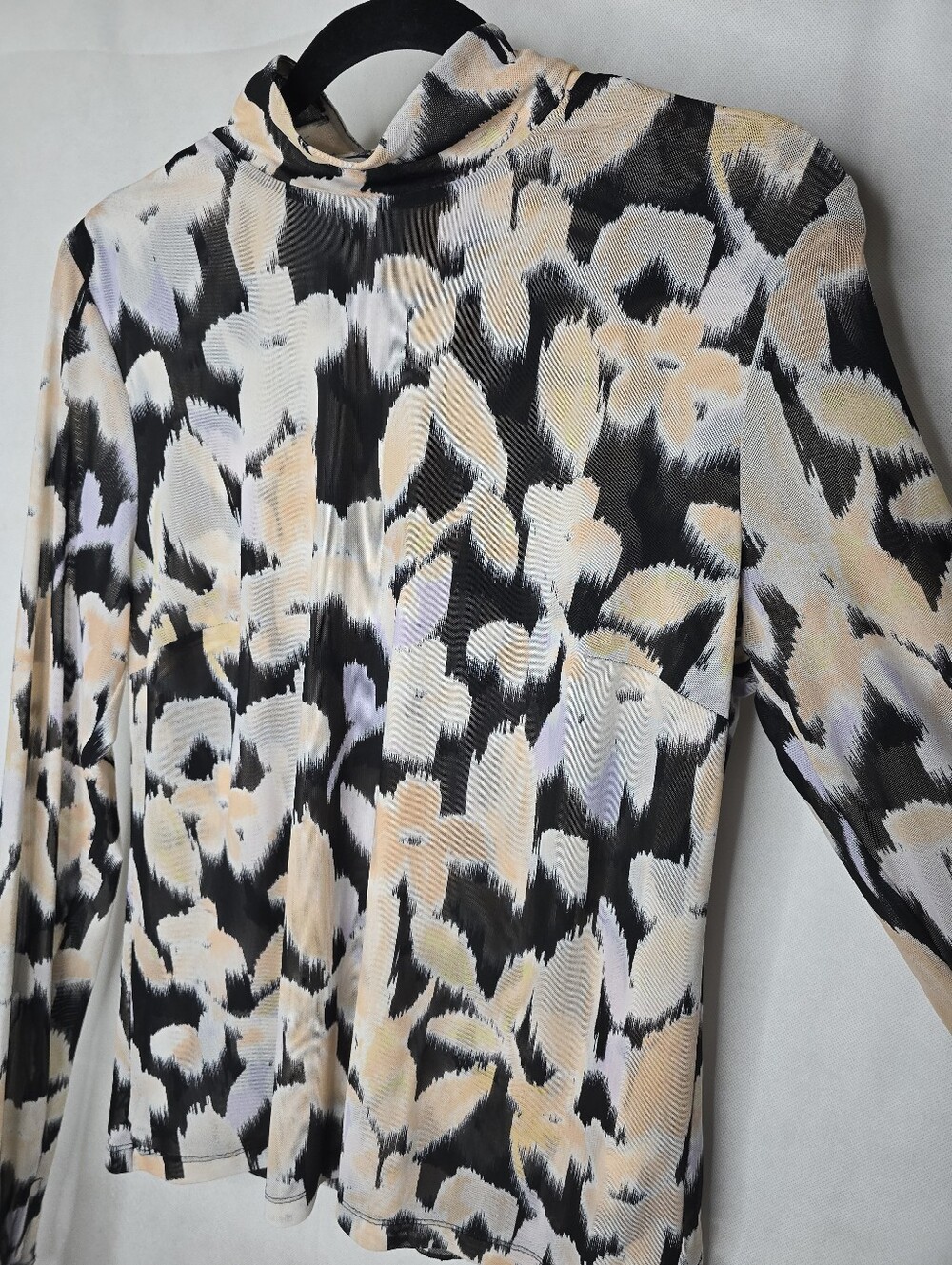 Cabi Mesh Top Sheer Black Peach Floral Mock Neck Long Sleeve Thumb Hole #4422 M